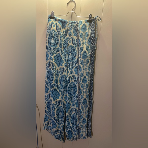 Anthropologie floral pants. S.S Ex. Condition! - Picture 4 of 6